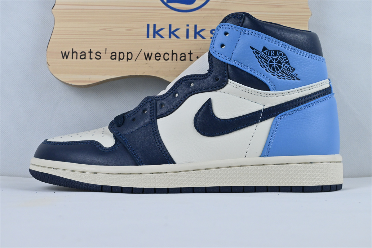 Jordan 1 Retro High Obsidian UNC