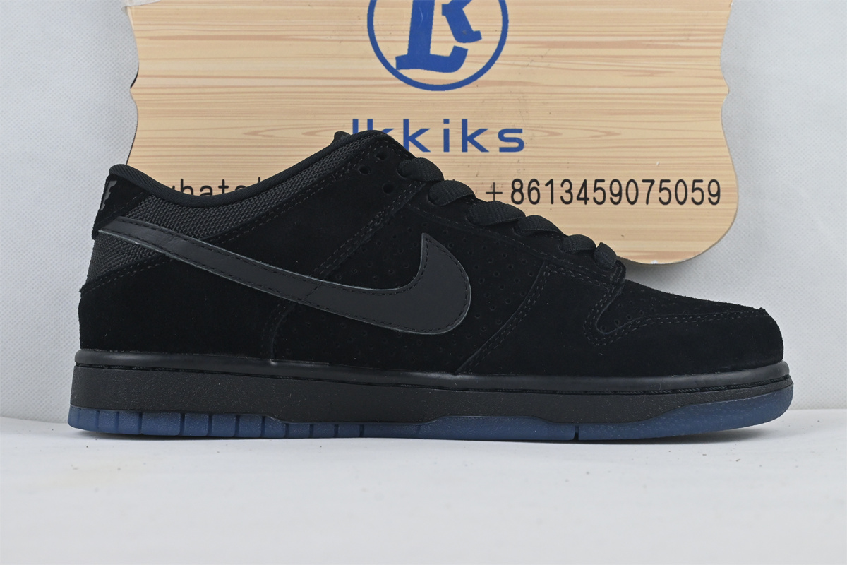 Nike Sb UNDEFEATED X Nike Dunk Low "Dunk Vs. AF-1"