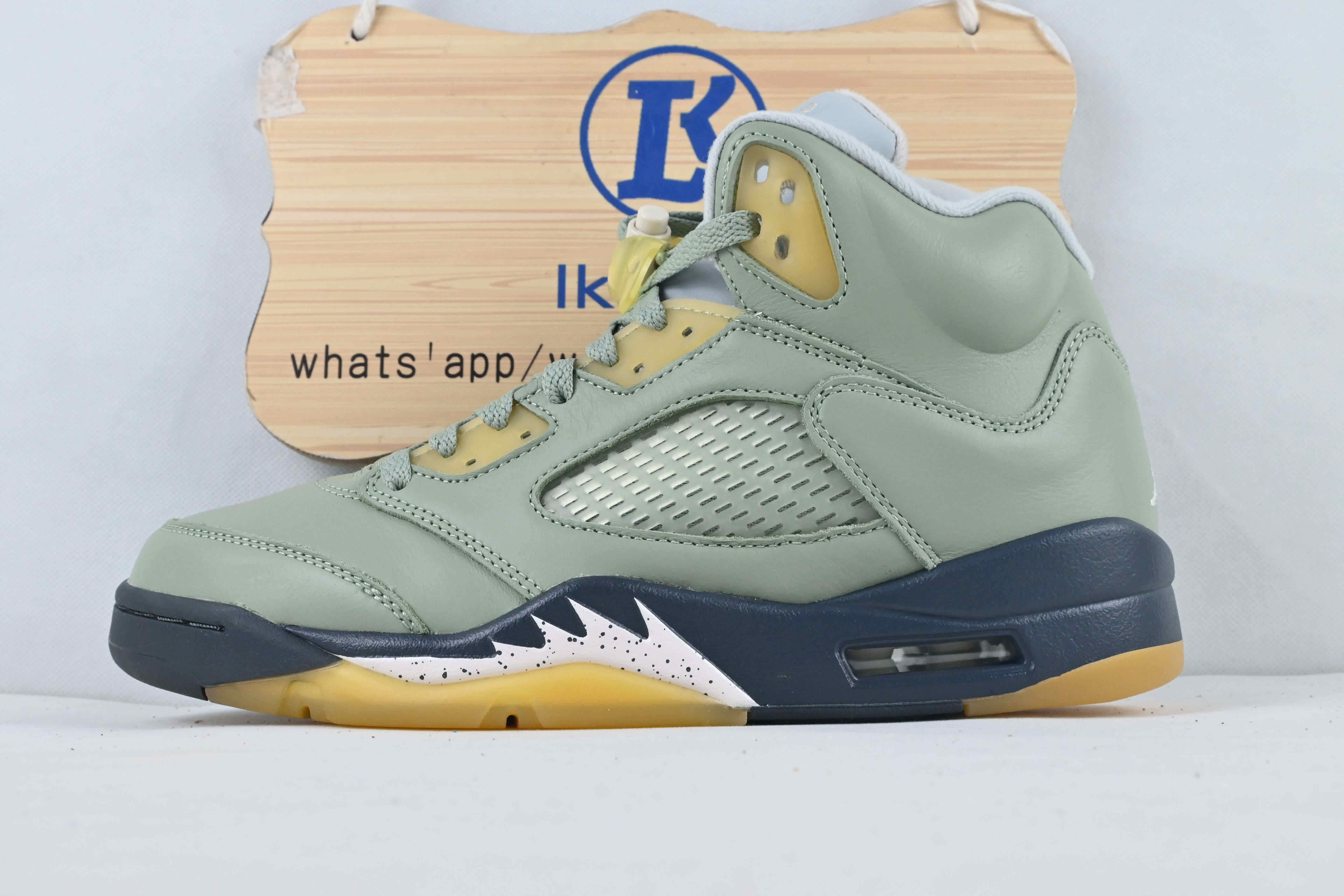 Jordan 5 Retro Jade Horizon