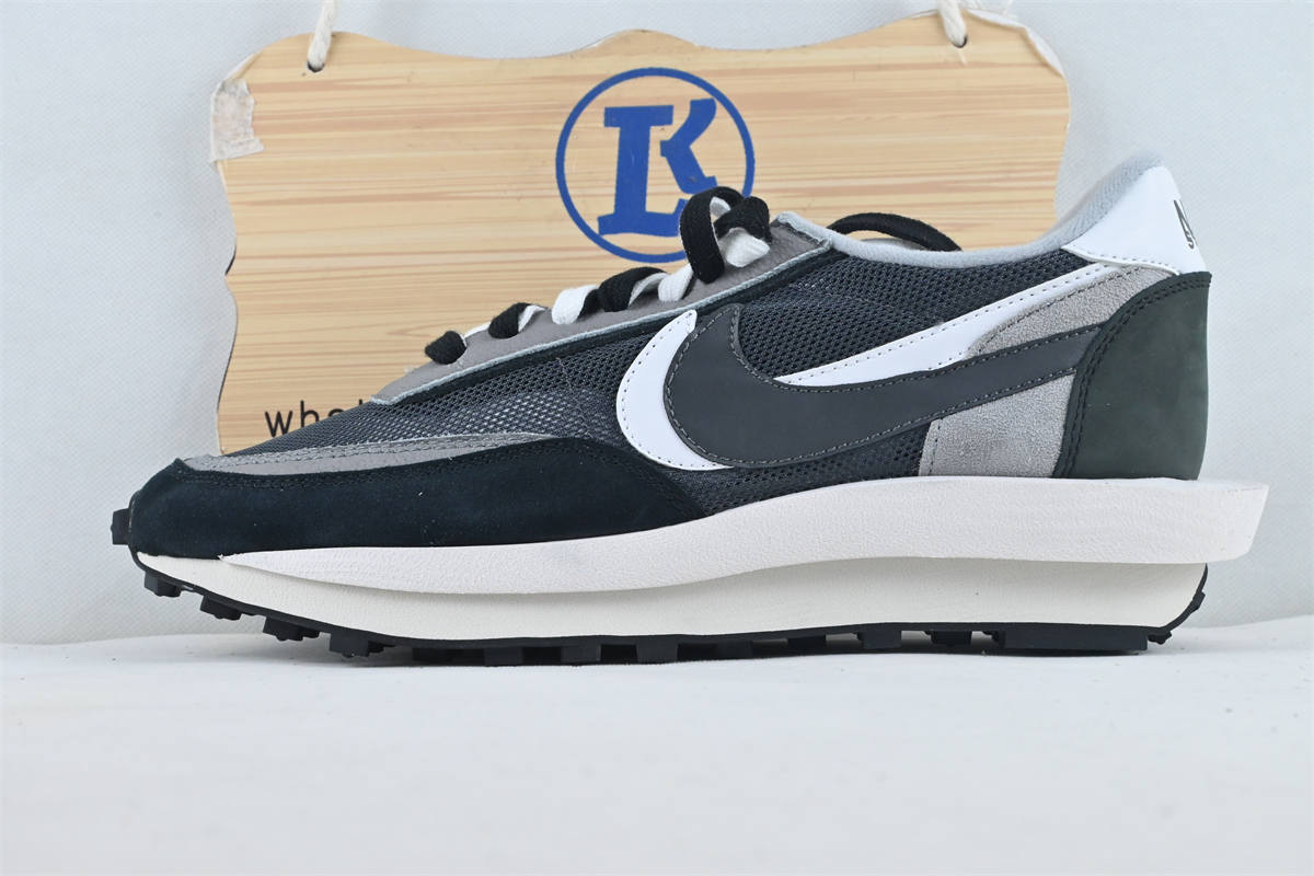 Nike LD Waffle Sacai Black