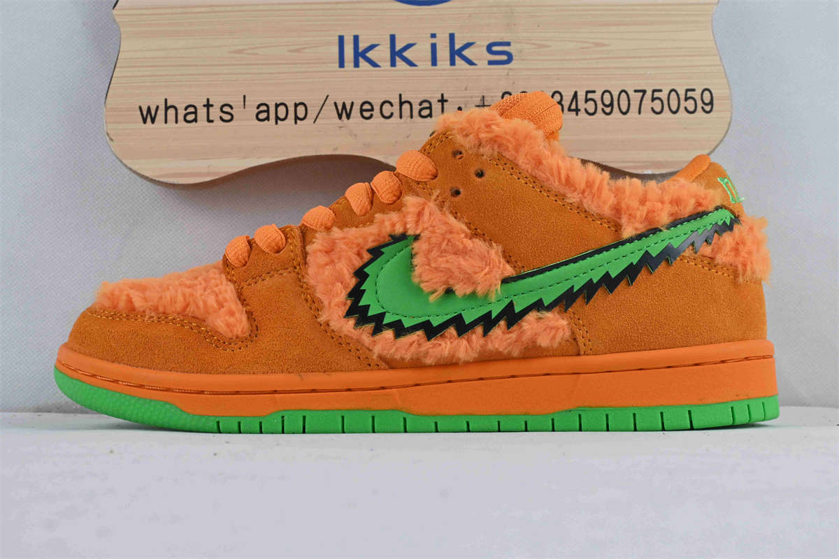 Nike SB Dunk Low Grateful Dead Bears Orange