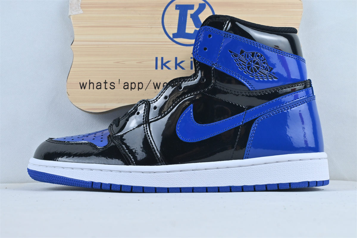 Air Jordan 1 Retro High Blue