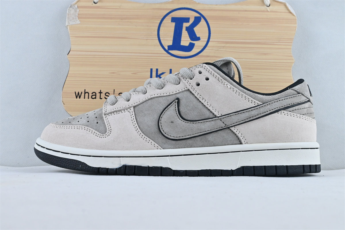 Otomo Katsuhiro x SB Dunk Low 