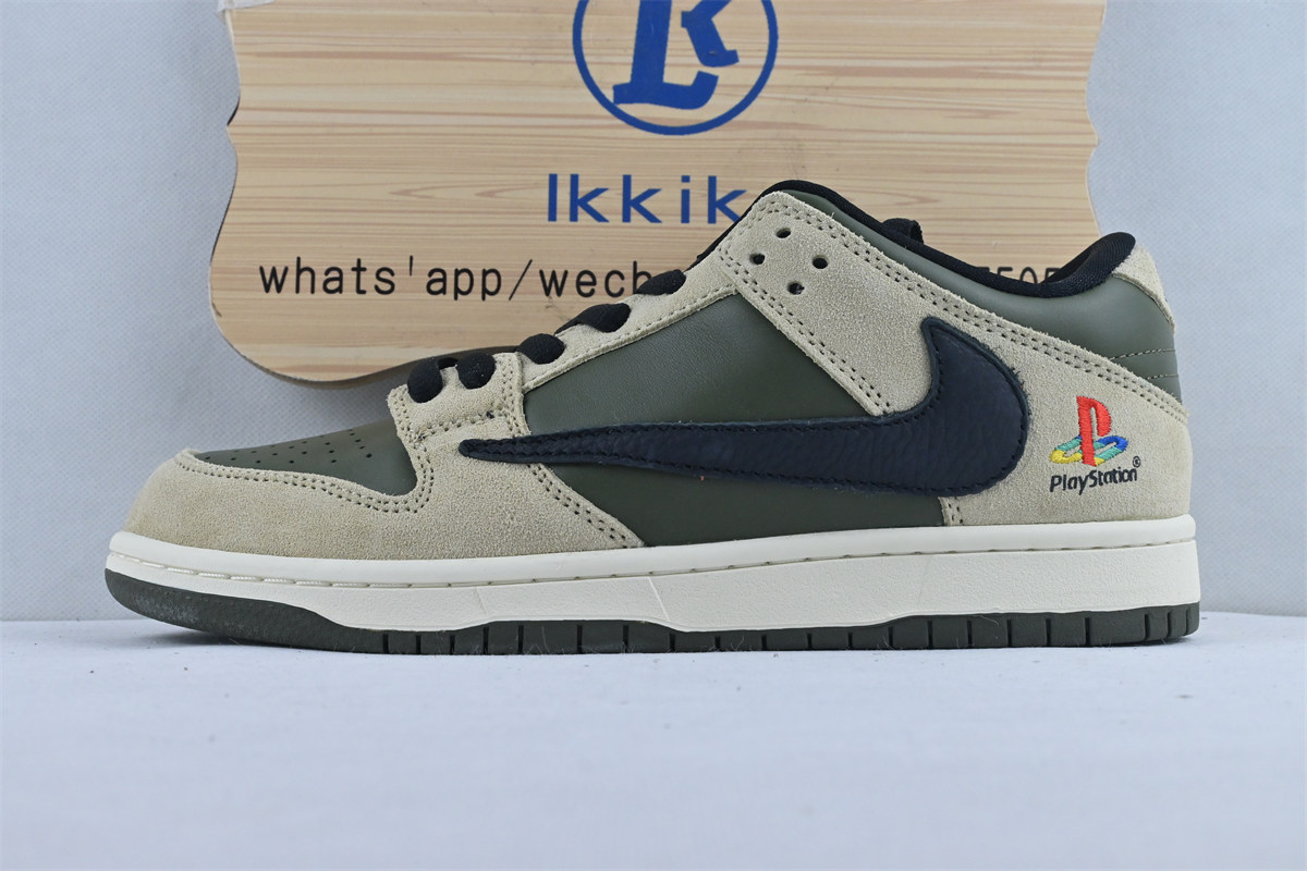 Nike Dunk SB Low travis scott