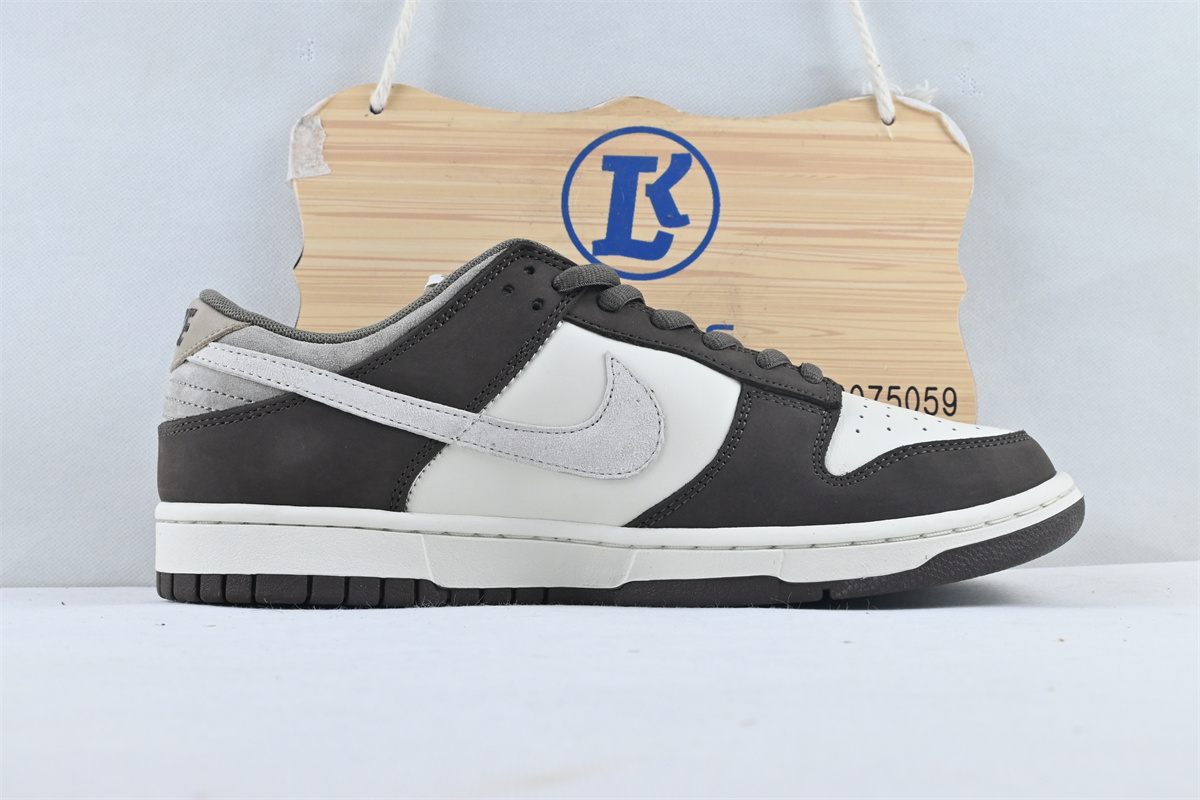 Otomo Katsuhiro X Dunk Low "Steamboy OST"