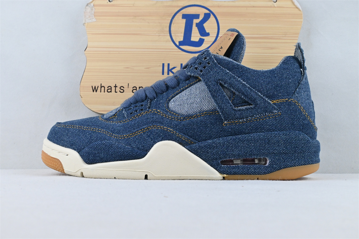Jordan 4 Retro Levi's Denim