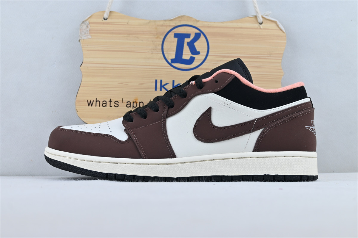 Air Jordan 1 Low Mocha Brown