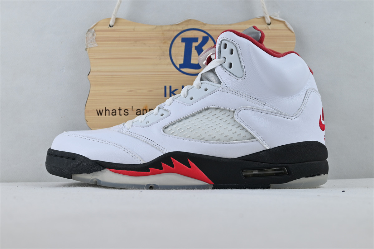 Jordan 5 Retro Fire Red Silver Tongue 2020