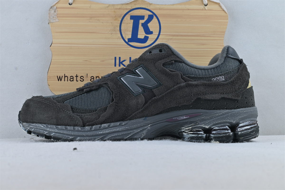 New Balance 2002R Protection Pack Phantom