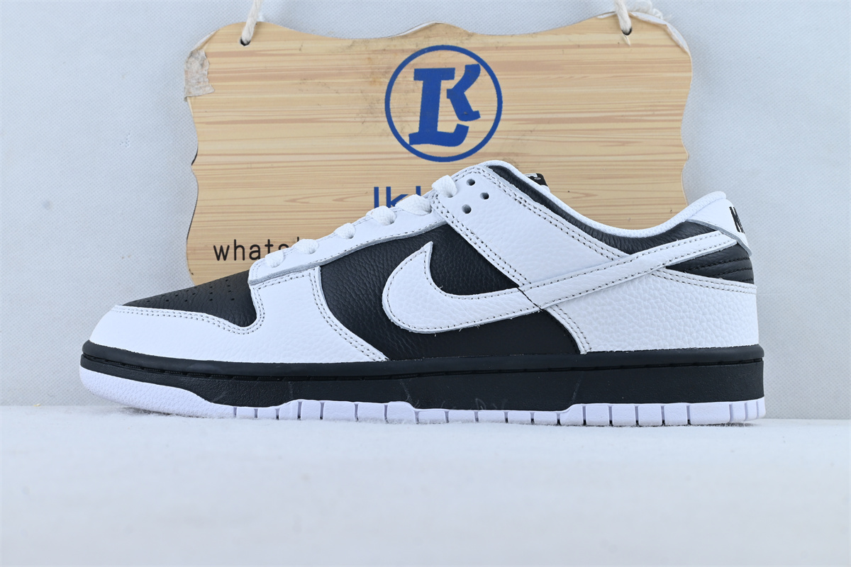 Nike Dunk Low Reverse Panda