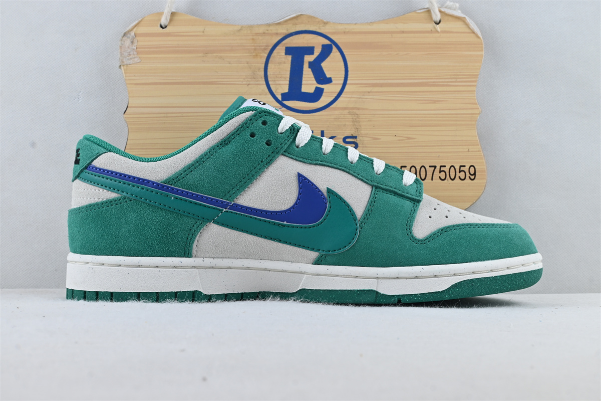 Nike Dunk Low SE 85 Neptune Green
