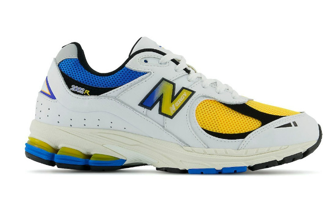 New Balance 2002R Vibrant Apricot