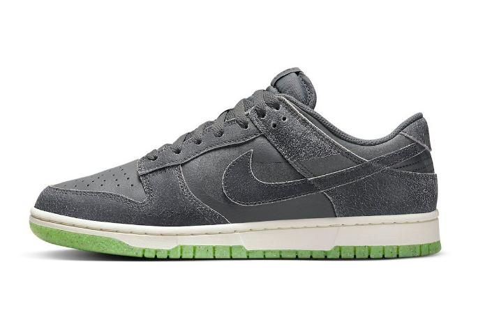 Nike Dunk Low  Halloween