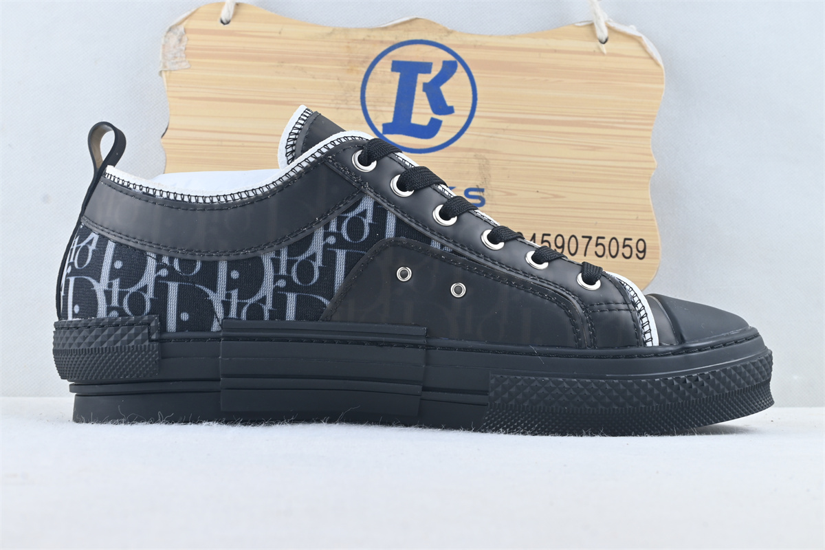 D10r B23 Low Top Canvas Oblique Black