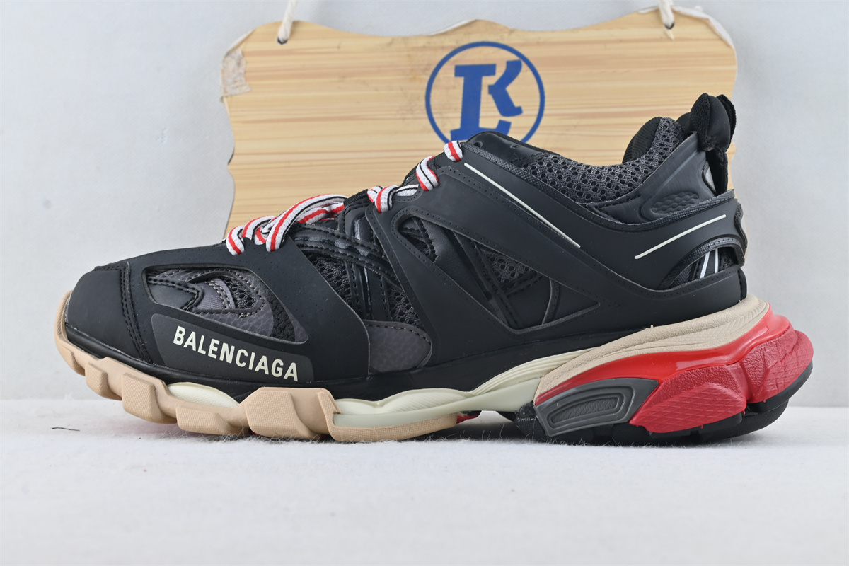 Ba1en*iaga Track Black Red