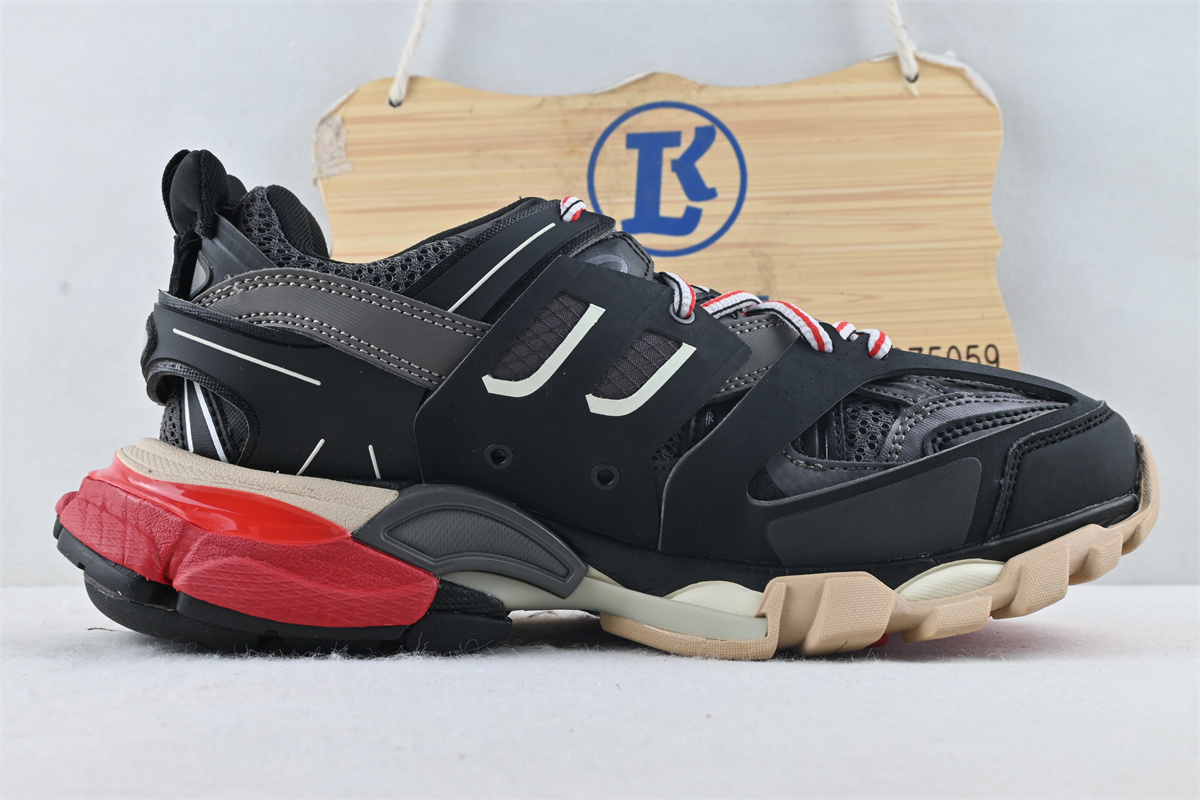 Ba1en*iaga Track Black Red