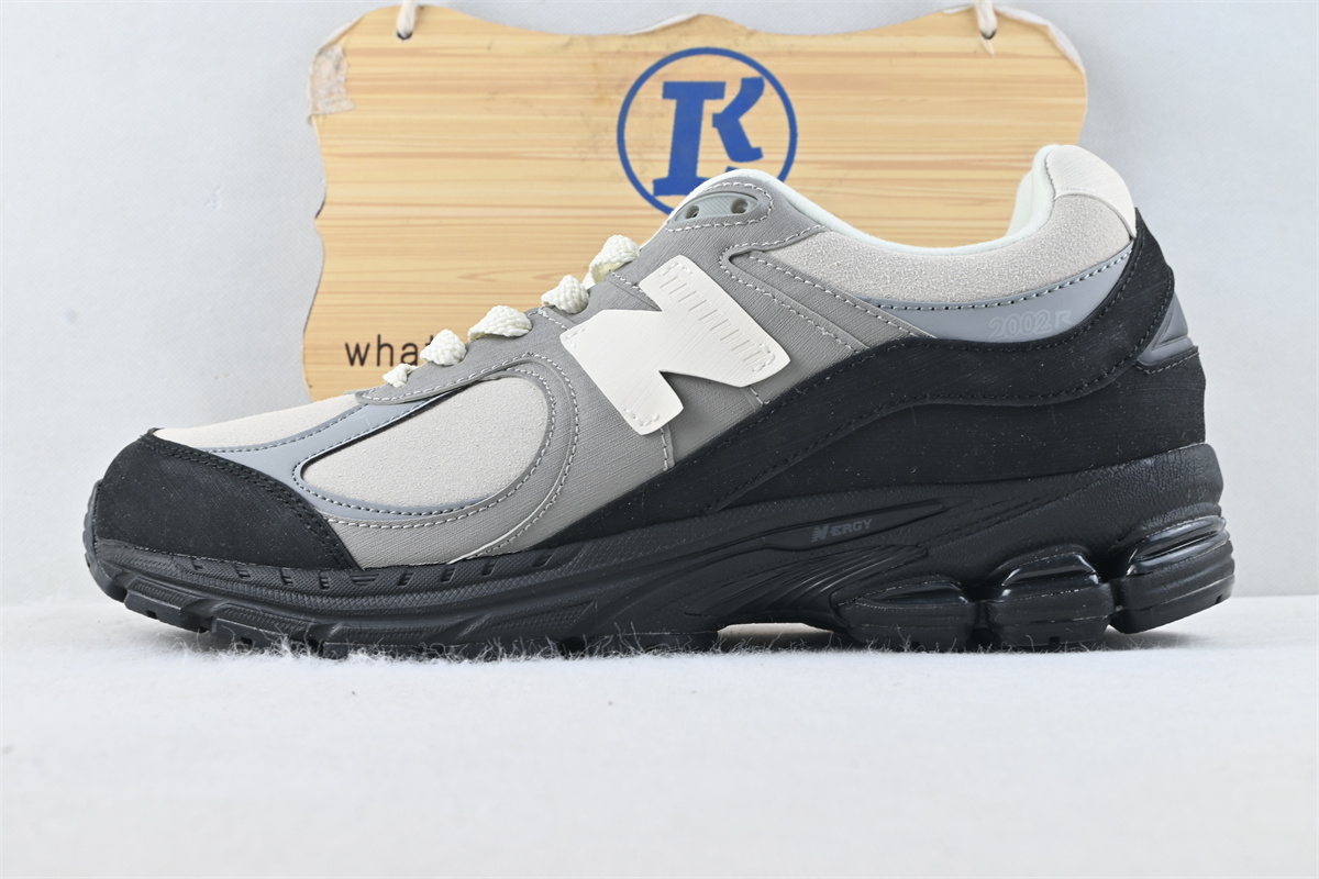 New Balance 2002R The Basement Grey Sail Black