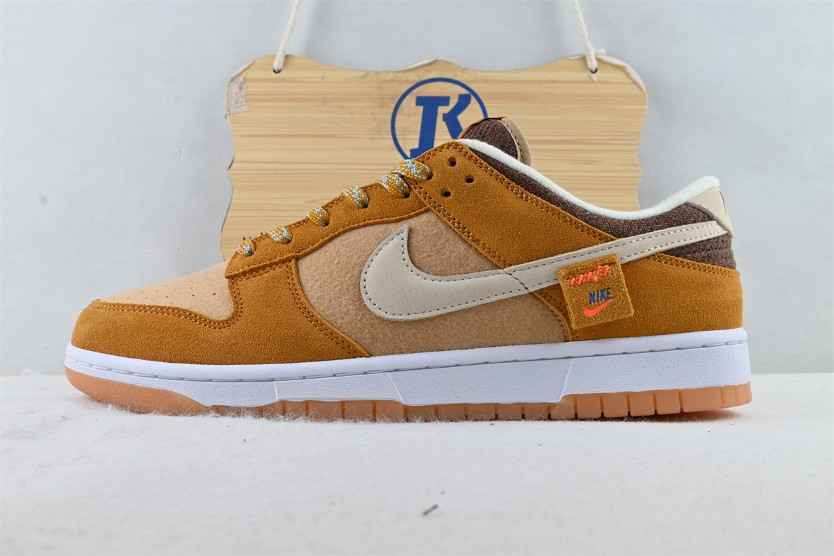 Nike Dunk Low “Teddy Bear”