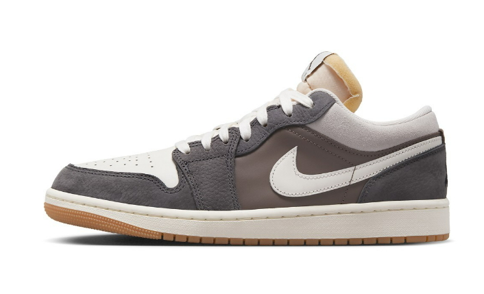 Air Jordan 1 Low SNKRS Day