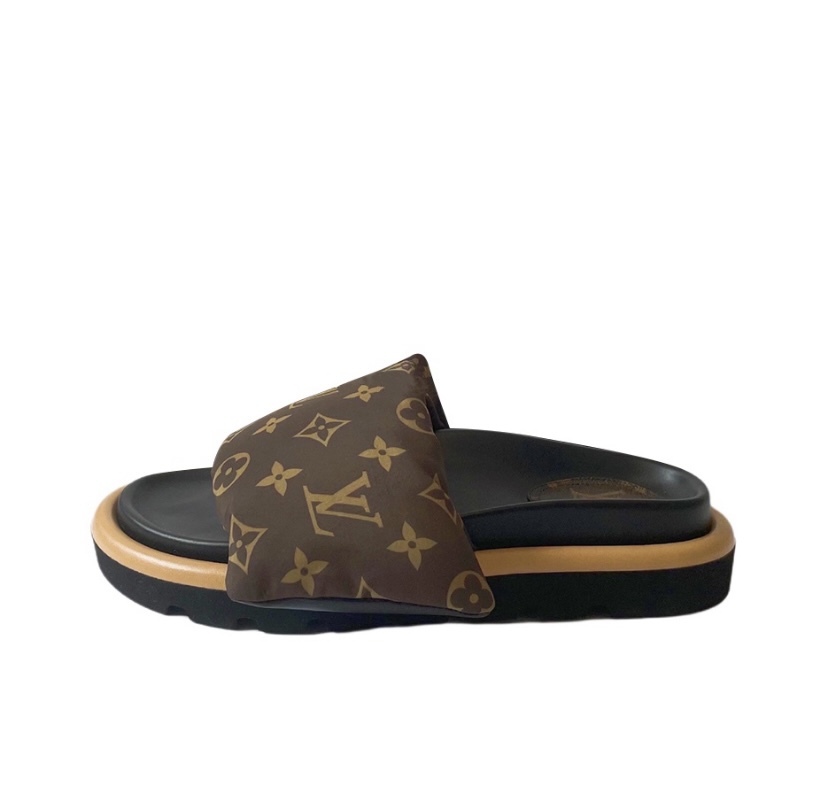 L0vis Vvtt0n slipper