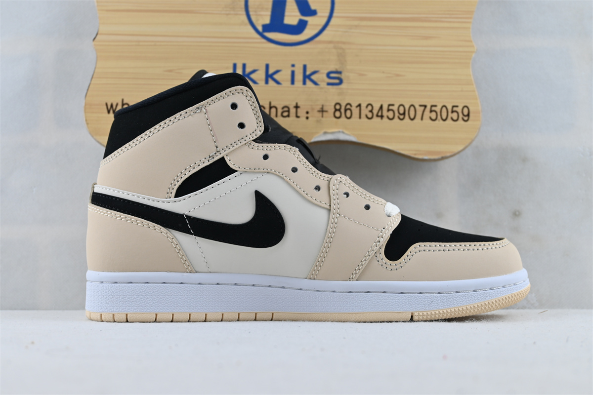 Air Jordan 1 Mid Barely Orange