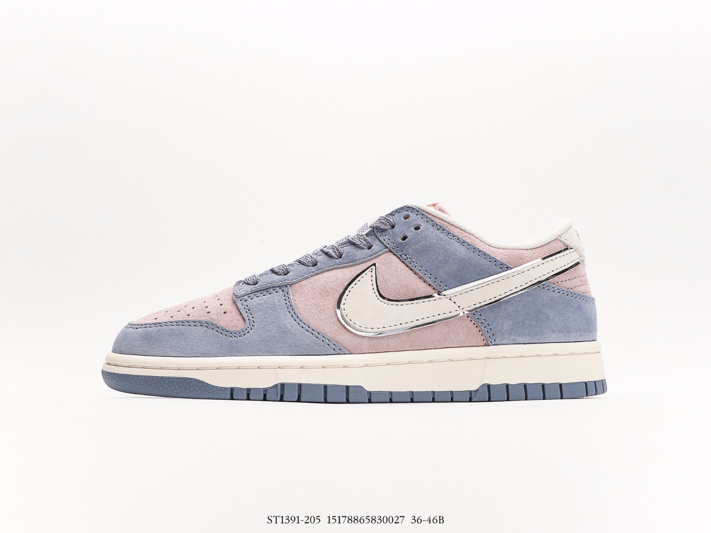 Nike SB Dunk Low Otomo Katsuhiro