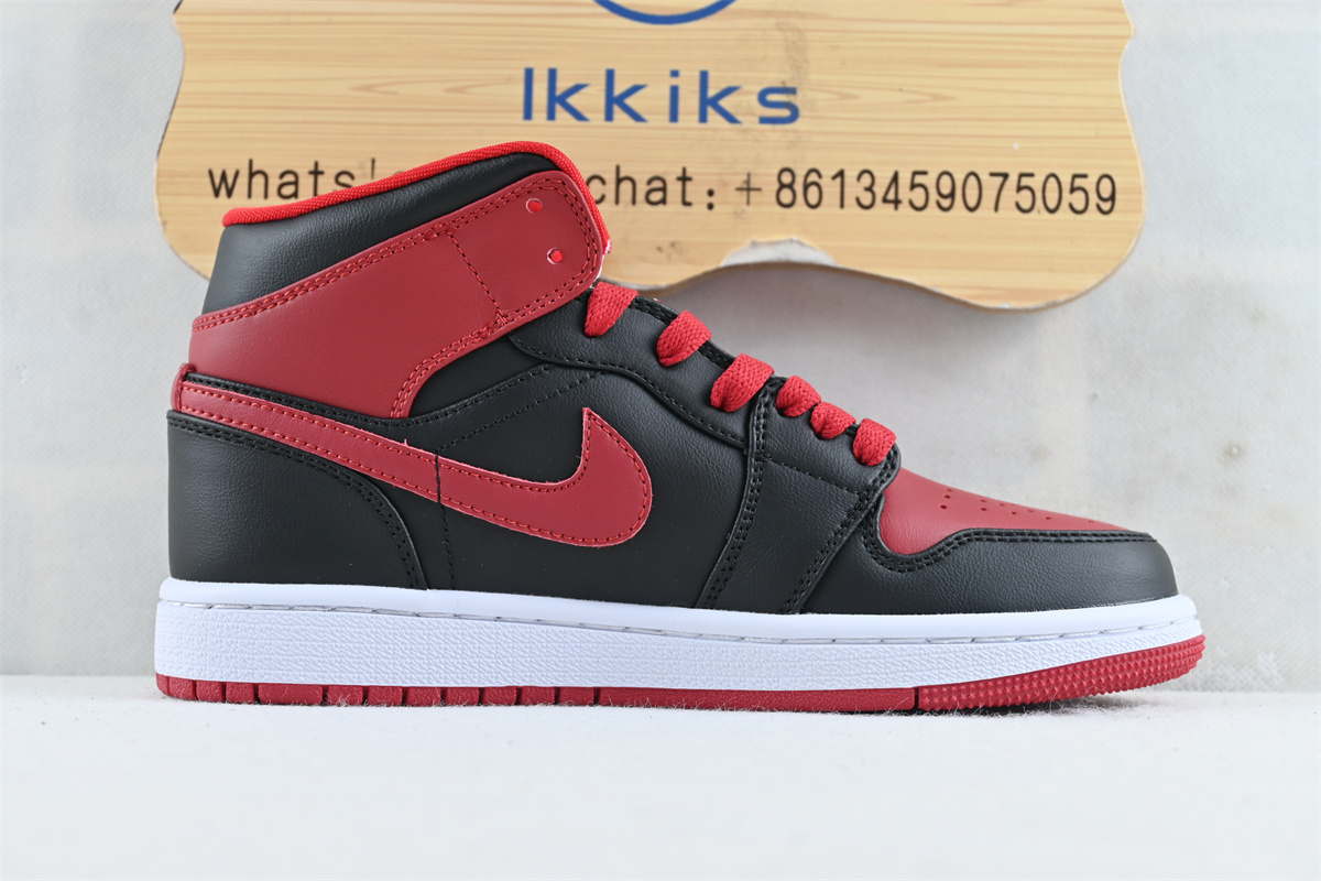 Air Jordan 1 Mid Alternate Bred