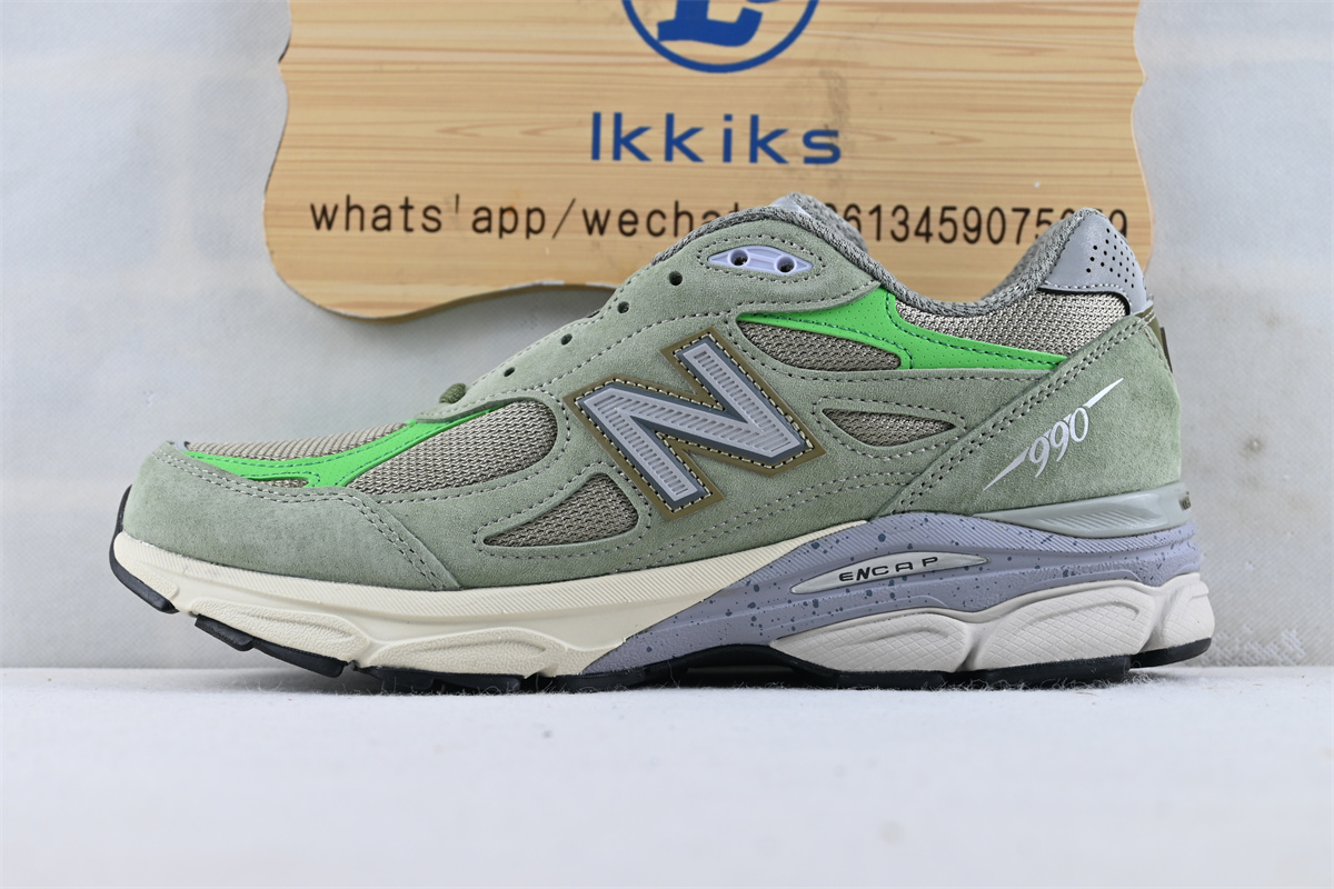 New Balance 990v3 Patta Keep Your Family Close