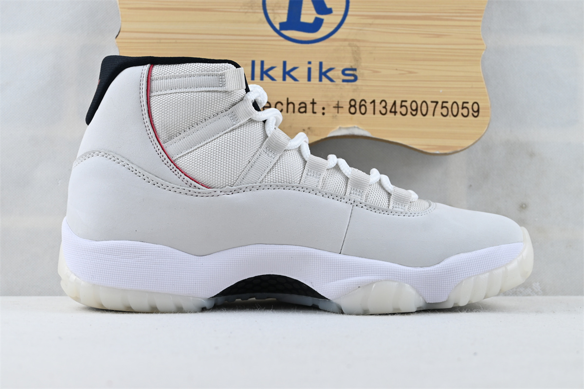 Air Jordan 11 Retro Platinum Tint