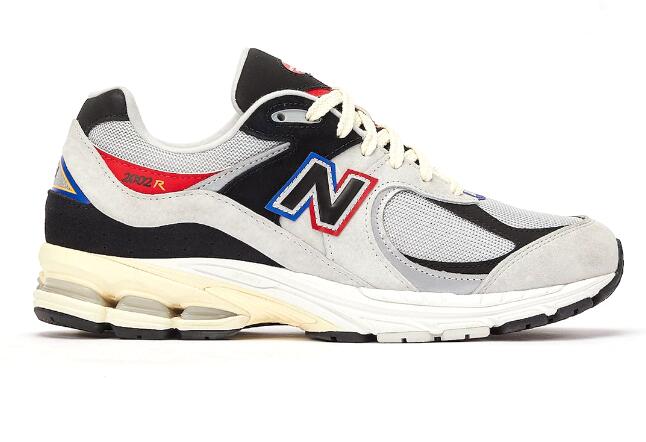 New Balance 2002R Lovers Only