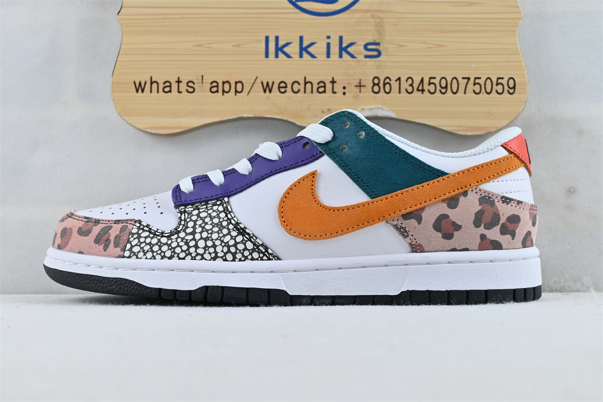 NIKE DUNK LOW 'PATCHWORK'