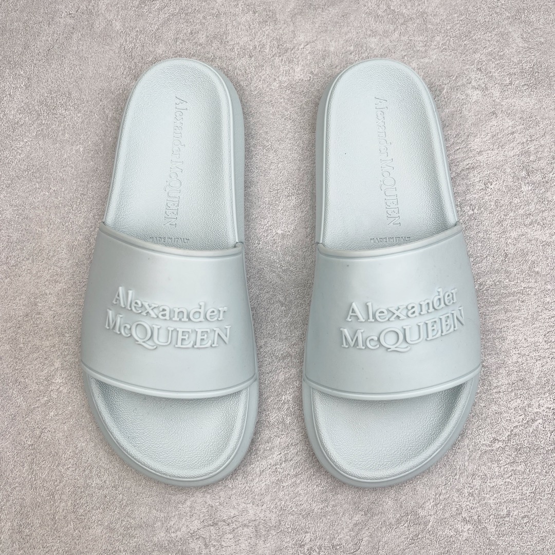 A1exa*der Mcqv*en slide