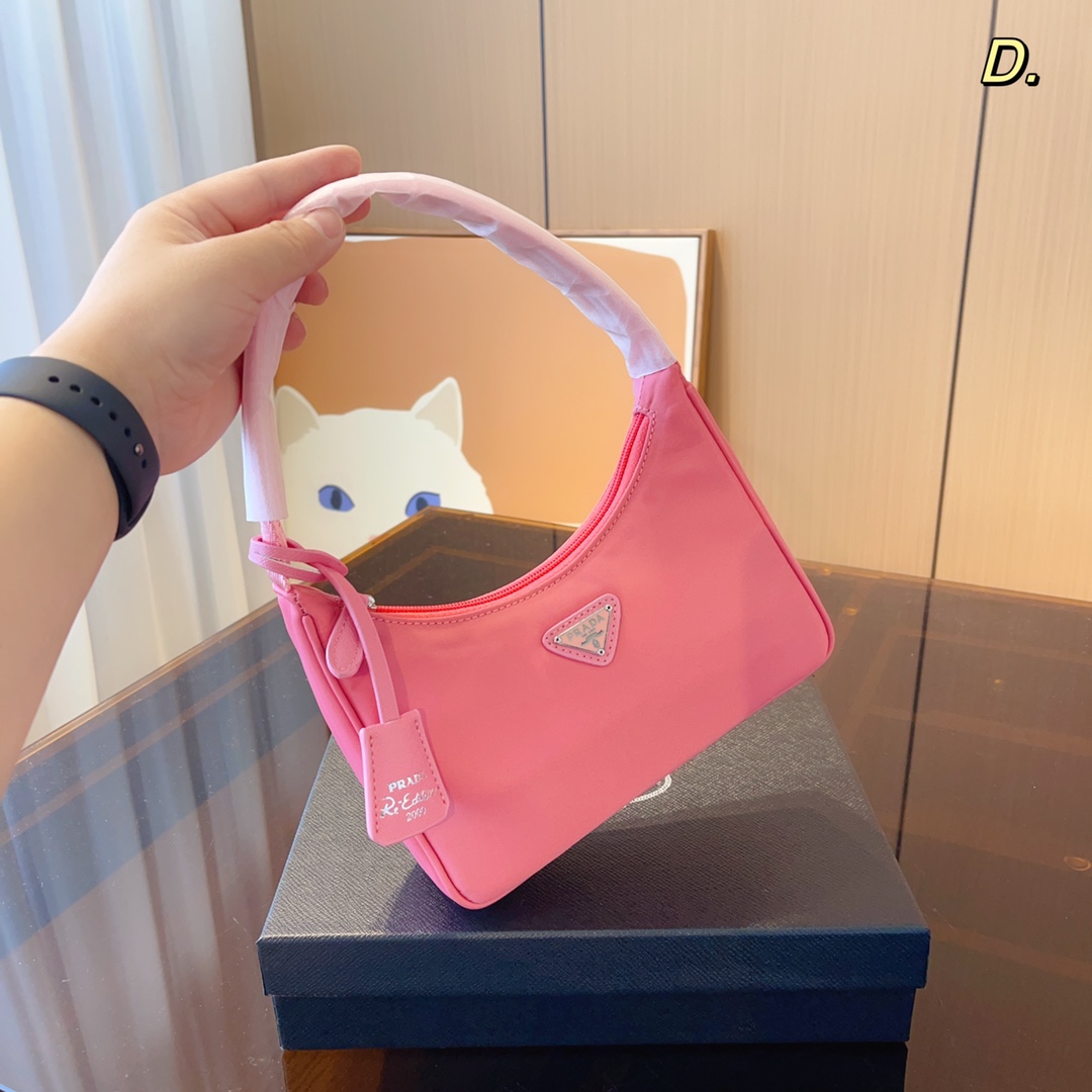 Pra*a Re-Edition 2000 Nylon Mini Pink