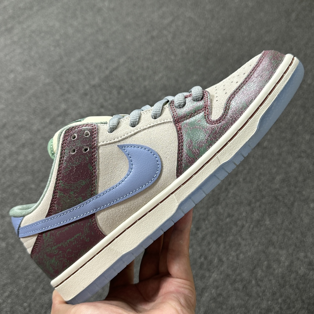 Nike SB Dunk Low Crenshaw Skate Club