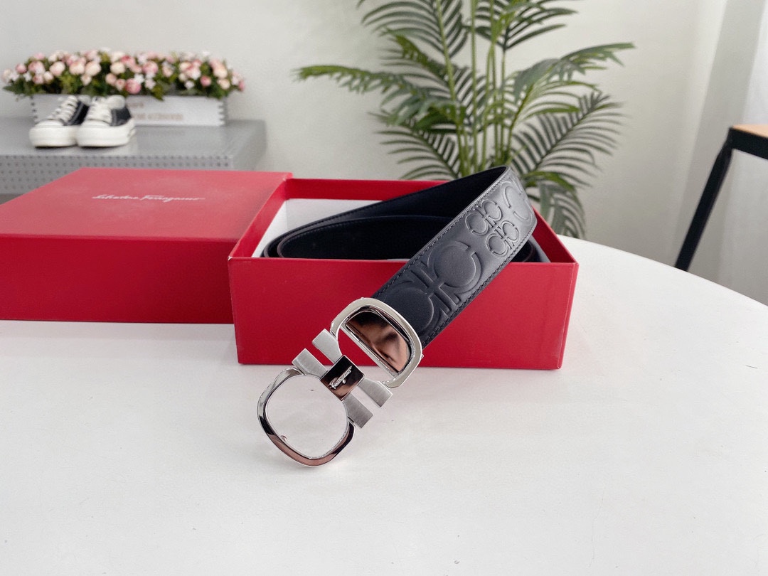 Salvatore Ferragamo belt