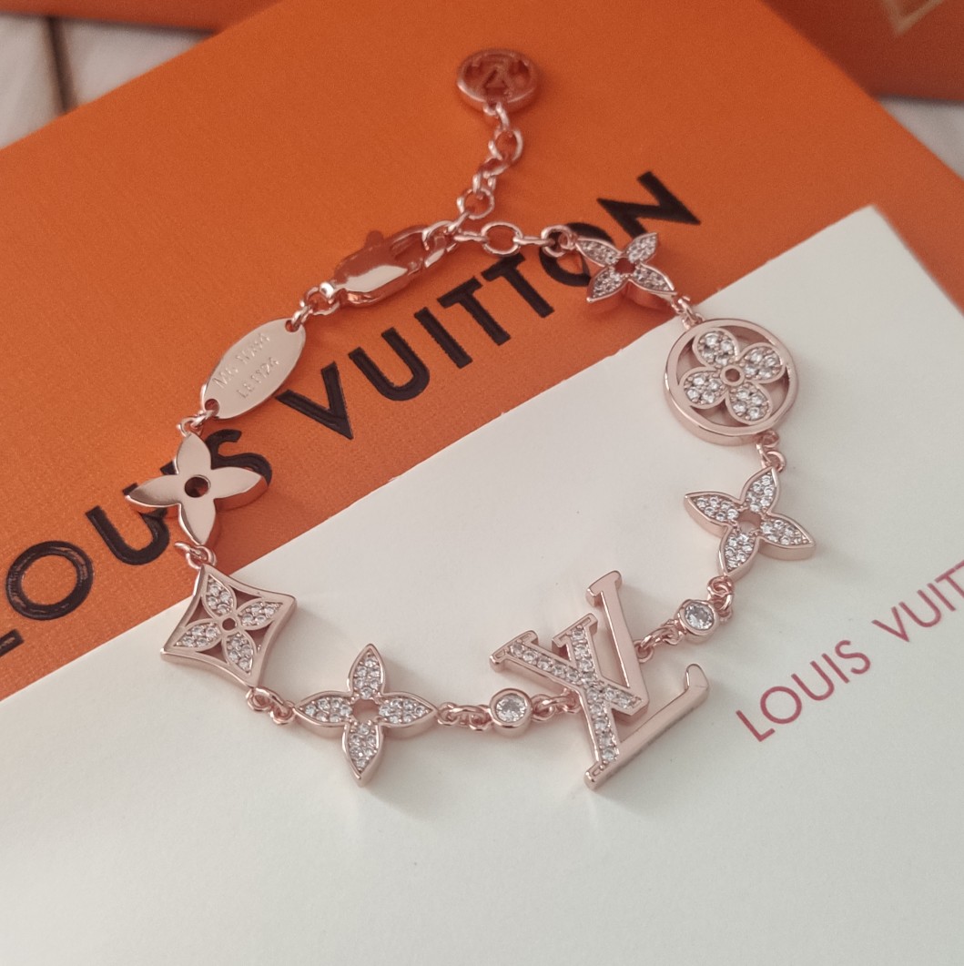 L0vis Vvtt0n Bracelet