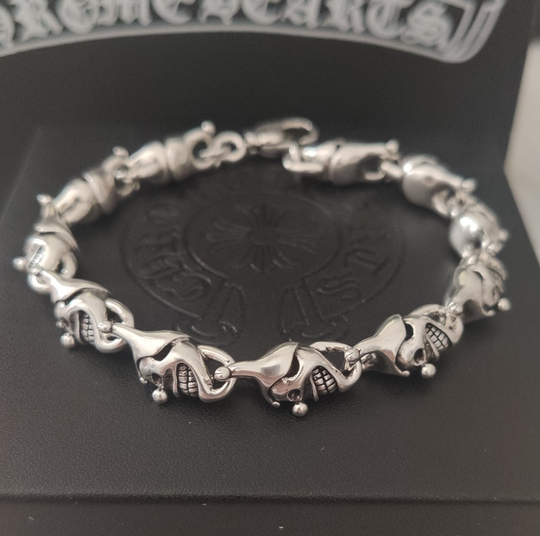 Ch*0me He**ts Bracelet