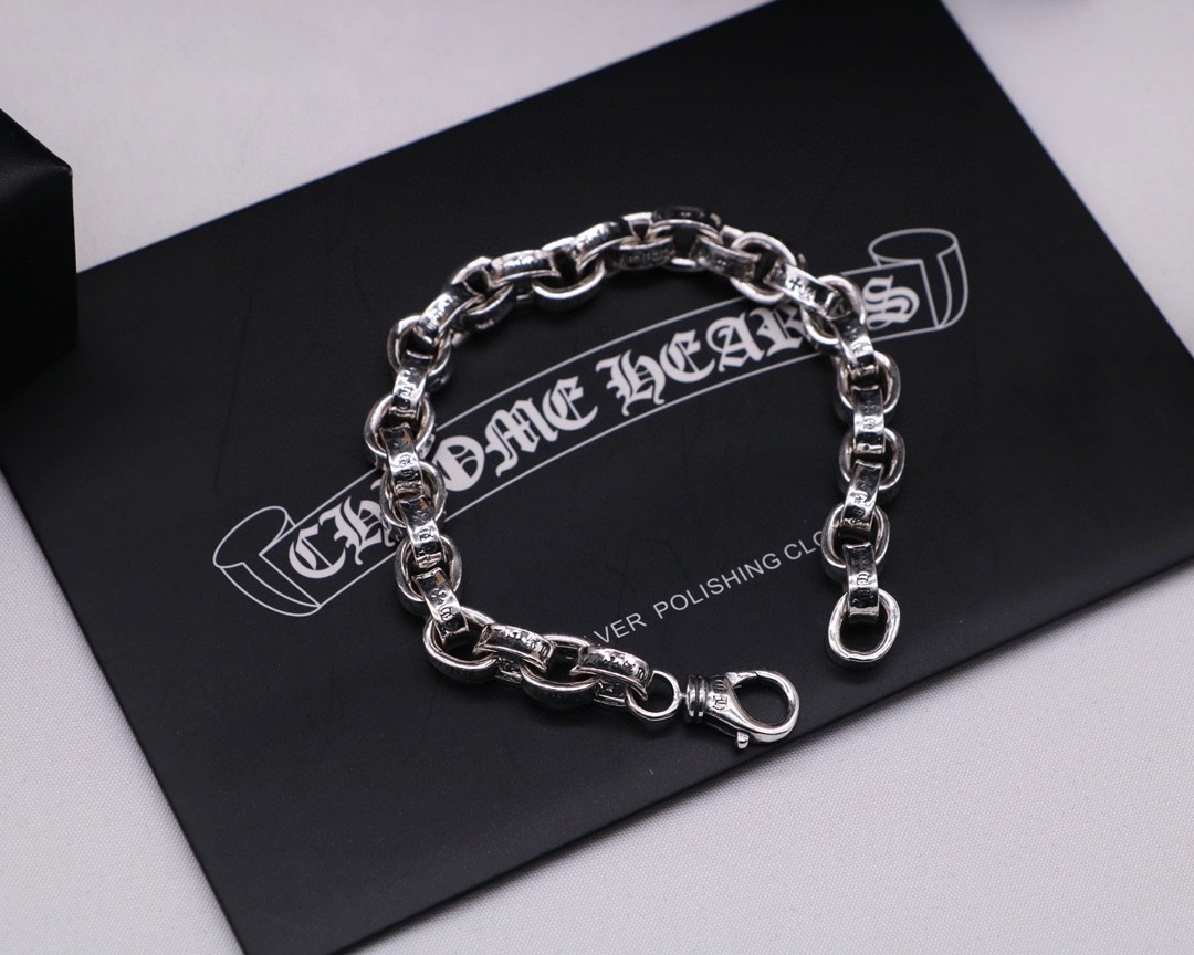 Ch*0me He**ts Bracelet