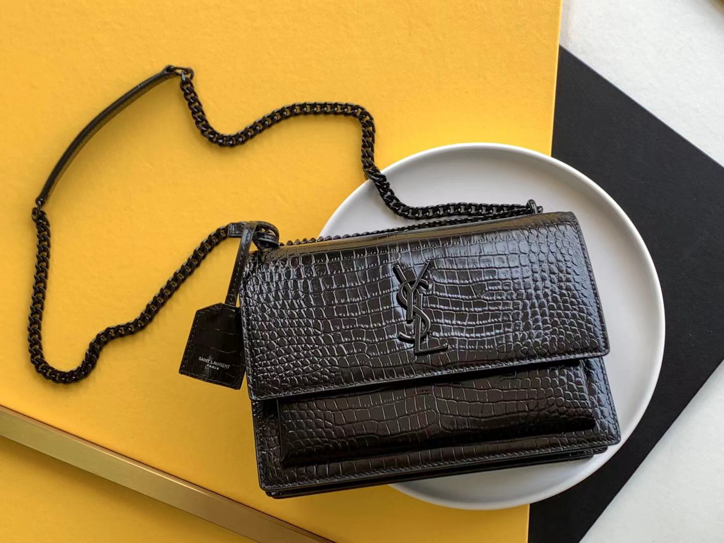 Sa1nt Lau*nt Sunset Medium Chain Bag/crossbody Bag