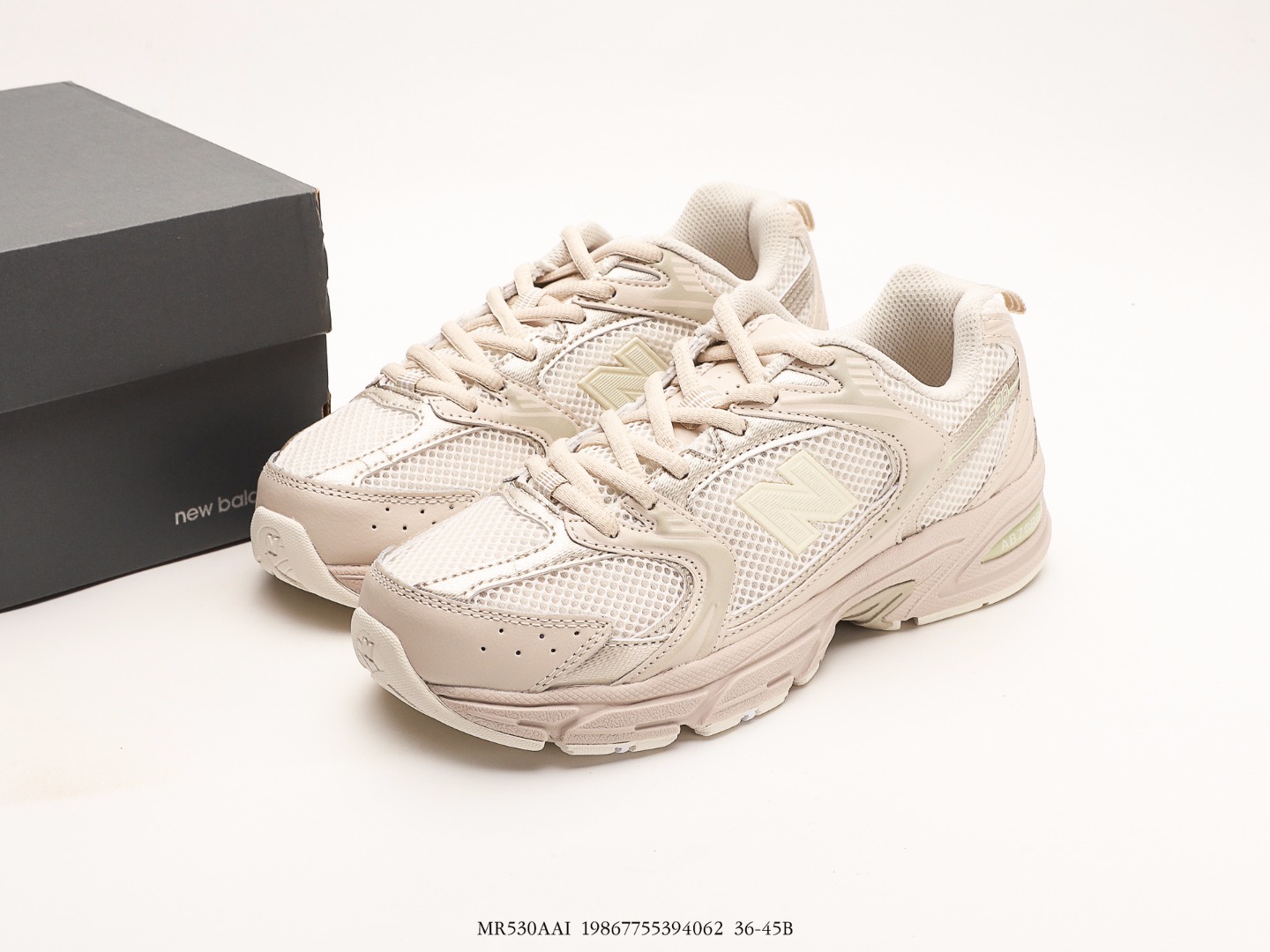 New Balance 530