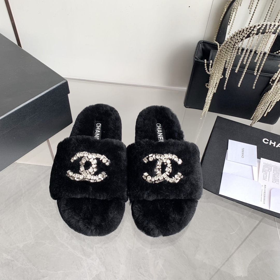 Boujeebandz's Closet New Fashion Cc Black Faux Fur Slippers