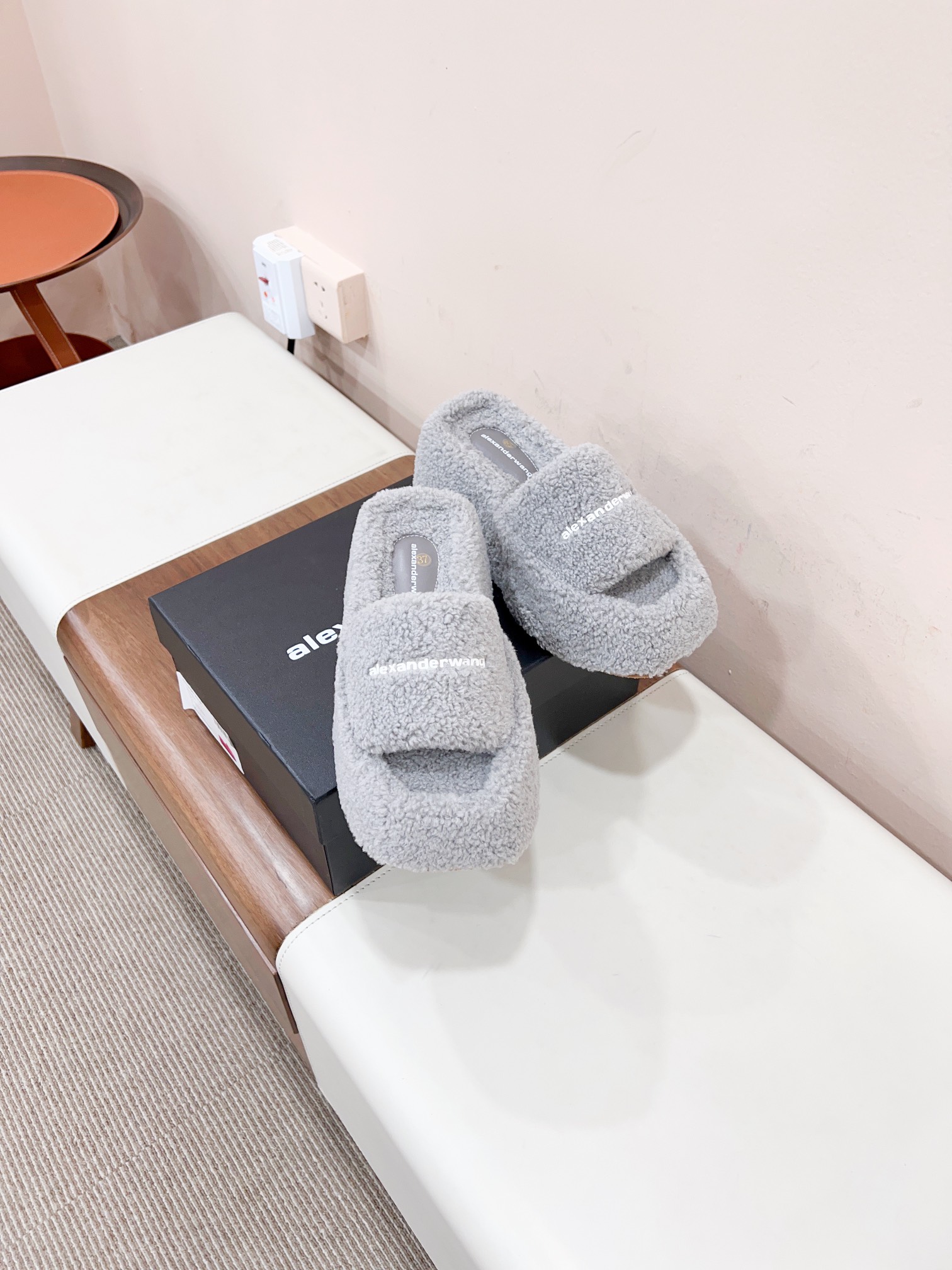 A1exa*der Wang Slipper