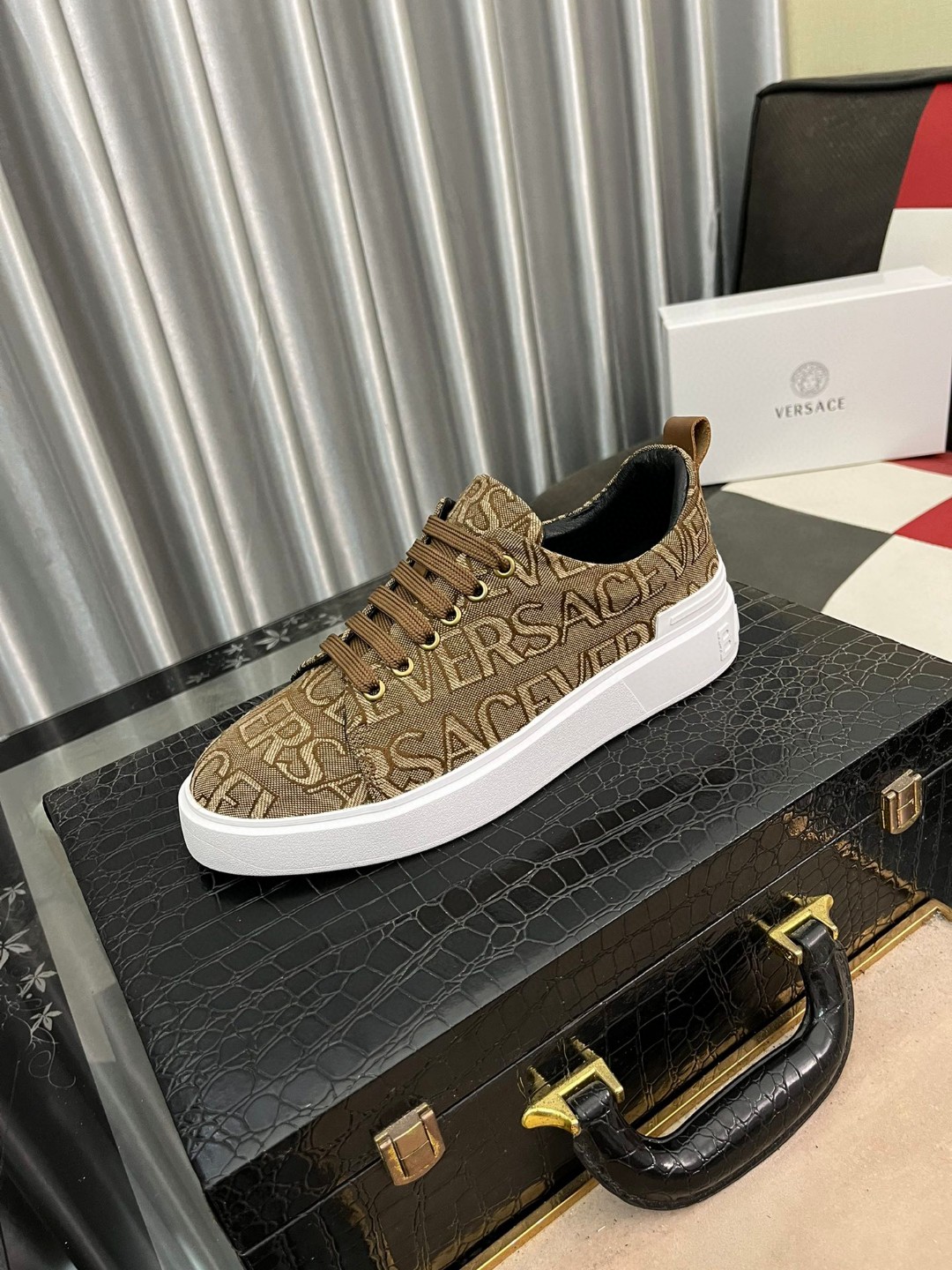 Versace Sneaker