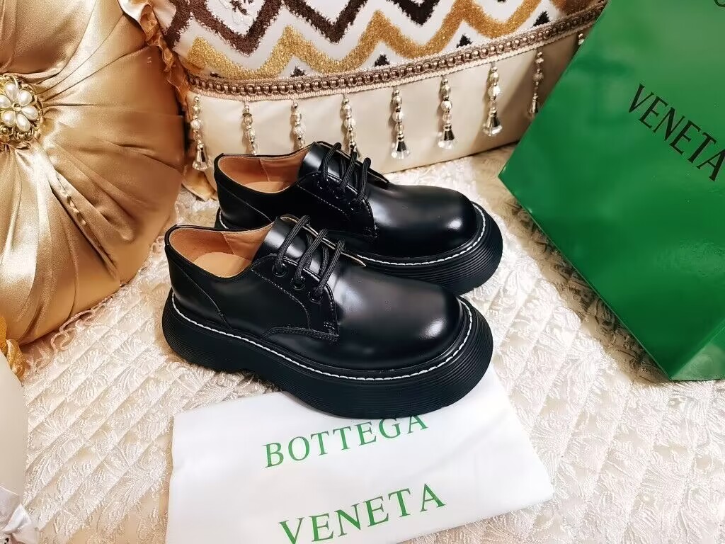 B0tt*ga Ven*ta Loafer Shoes