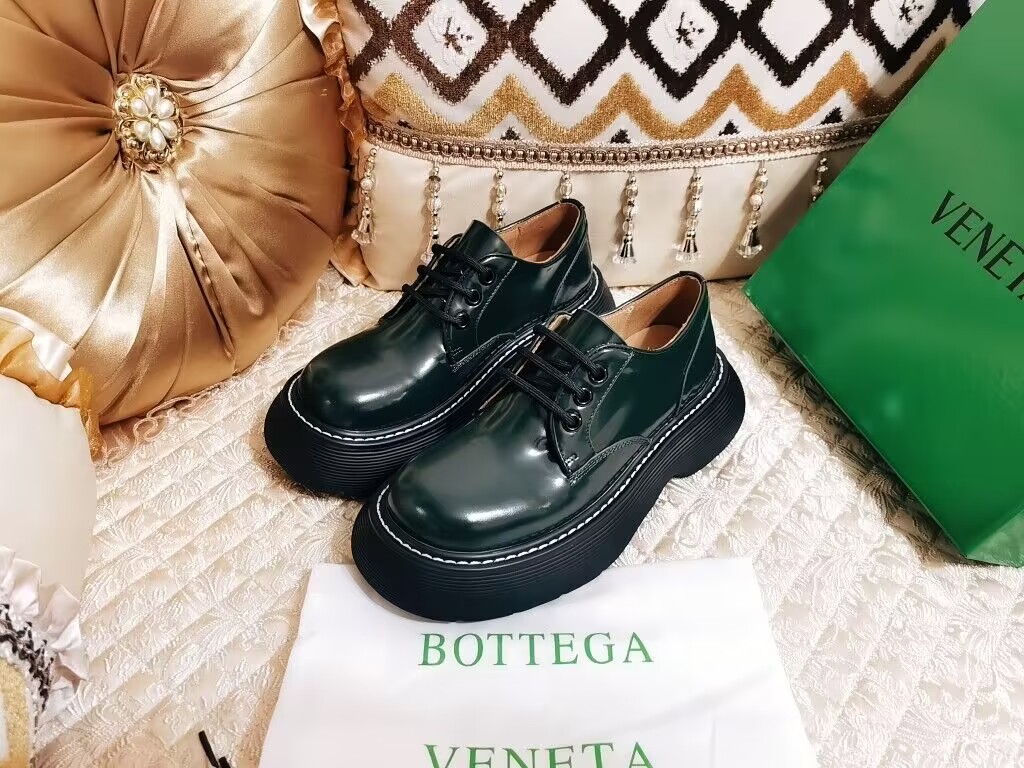 B0tt*ga Ven*ta Loafer Shoes