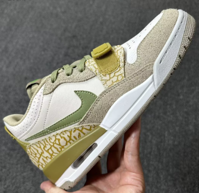 Air Jordan 1 Legacy 312