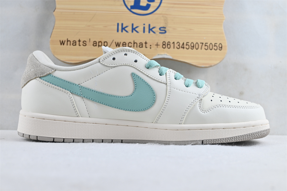 Air Jordan 1 Low Blue