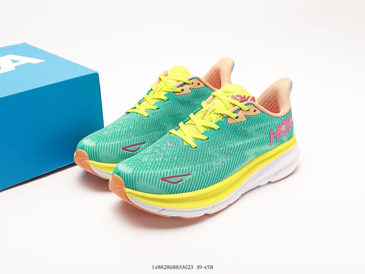 HOKA Clifton 9 2E Wide