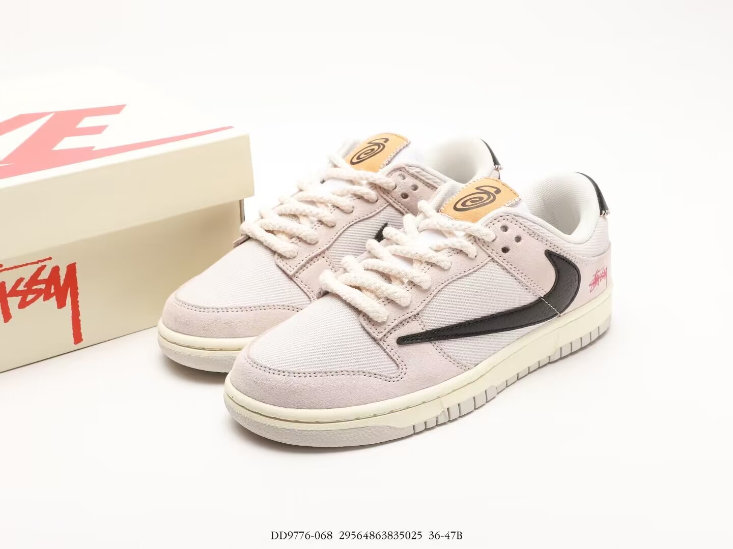 Stussy x Nk SB Dunk Low “Certified Fresh”