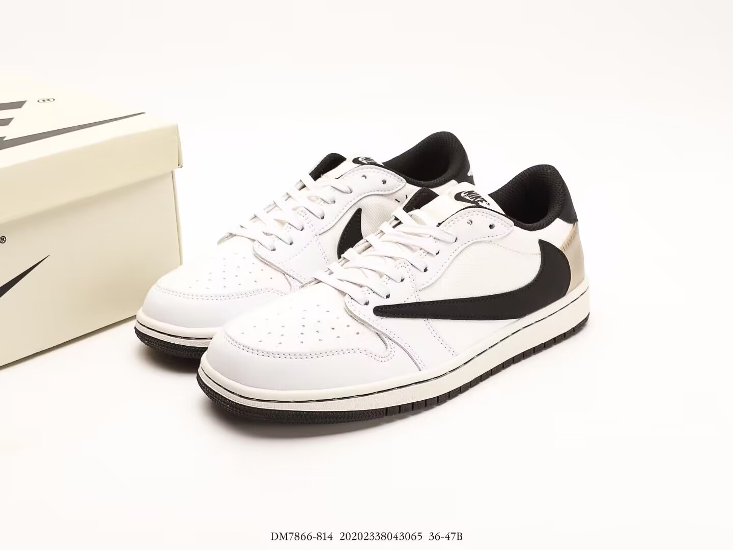 TRAVIS SCOTT X AIR JORDAN 1 LOW WHITE/LIGHT GREY/BLACK